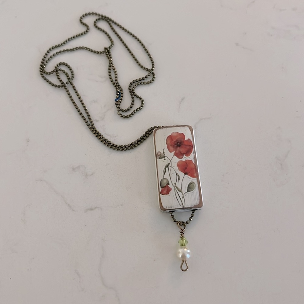 Hand Crafted Vintage Flower Necklace